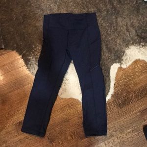 Lululemon compression capris size 8